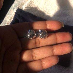 Aunthentic Tory Burch studds